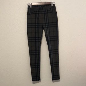 Santuary XS Dark Plaid Runway Leggings